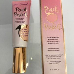 TOO FACED Peach Perfect Foundation - Snow